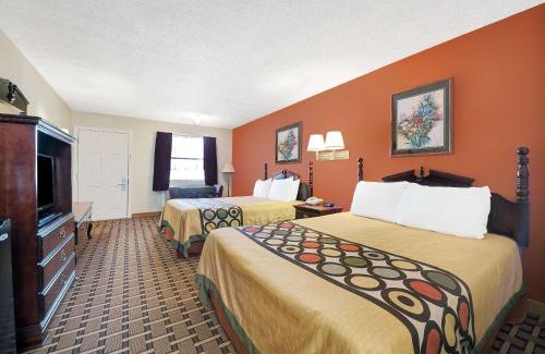 Dallas Hotel | Budget-Friendly Stay at Super 8 by Wyndham Dallas South