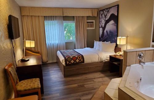 Duncan Hotel | Budget-Friendly Stay at Super 8 by Wyndham Duncan