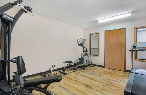 Fort Madison Hotel | Convenient Stay at Super 8 by Wyndham Fort Madison