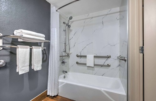 Grand Prairie Hotel | Budget-Friendly Stay at Super 8 by Wyndham Grand Prairie