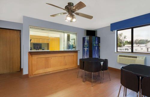 Havre De Grace Hotel | Budget-Friendly Stay at Super 8 by Wyndham Havre De Grace