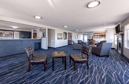 Jackson Hotel | Pet-Friendly Super 8 by Wyndham Jackson MN with Kitchen