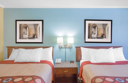 Jasper Hotel | Budget-Friendly Stay at Super 8 by Wyndham Jasper