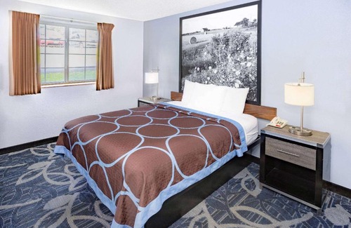 Johnstown Hotel | Affordable Stay at Super 8 by Wyndham Johnstown/Gloversville
