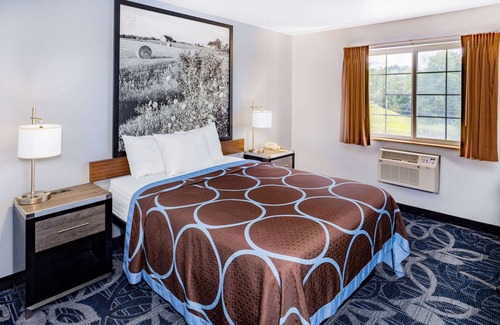 Johnstown Hotel | Convenient Stay at Super 8 by Wyndham Johnstown/Gloversville