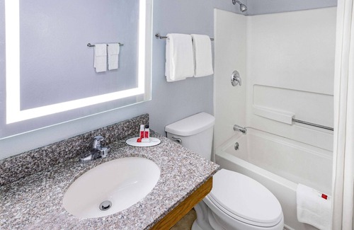 Johnstown Hotel | Convenient Stay at Super 8 by Wyndham Johnstown/Gloversville