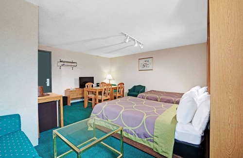 Kenmore Hotel | Budget-Friendly Stay at Super 8 Kenmore Near Niagara Falls