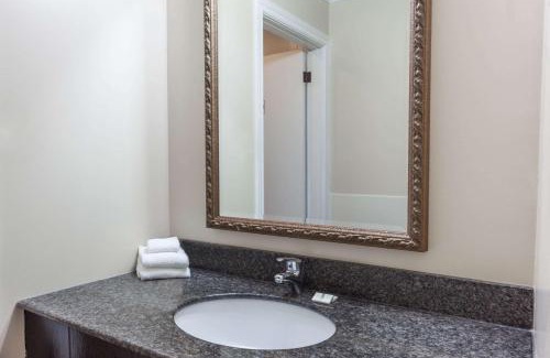 Timiskaming District Hotel | Budget-Friendly Stay at Super 8 by Wyndham Kirkland Lake