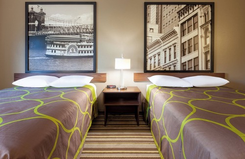 La Grange Hotel | Budget-Friendly Super 8 by Wyndham in La Grange, KY
