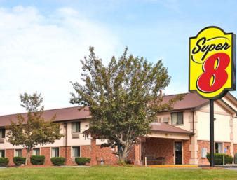 Lewiston Hotel | Convenient Stay at Super 8 by Wyndham Lewiston Auburn