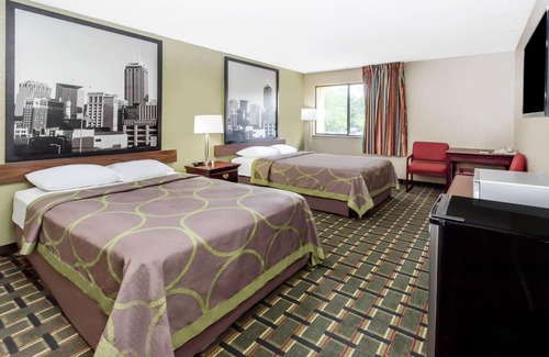 Logansport Hotel | Comfortable Stay at Super 8 by Wyndham Logansport