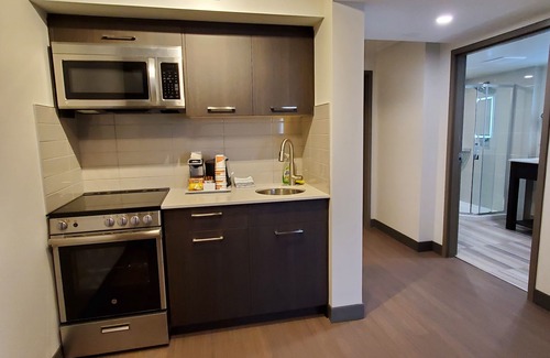 Southwest Calgary Hotel | Discover Comfort at Super 8 by Wyndham Macleod Trail Calgary