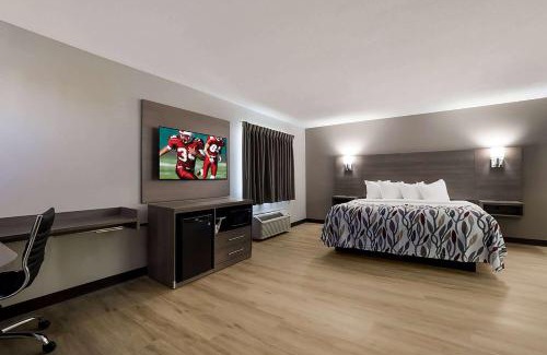 Marston Hotel | Pet-Friendly Stays at Red Roof Inn Marston - Great Reviews!