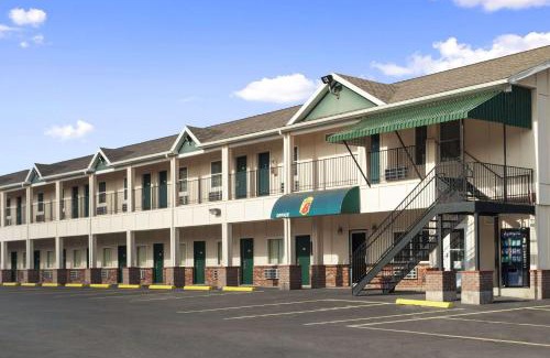 Mifflinville Hotel | Pet-Friendly Super 8 by Wyndham Mifflinville Awaits You