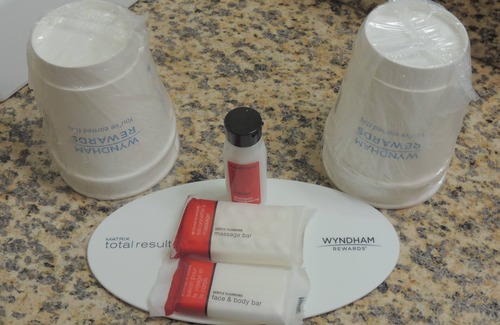 Mifflinville Hotel | Comfortable Super 8 by Wyndham Mifflinville with Breakfast