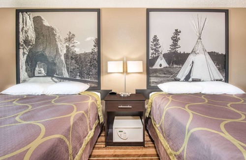 Miller Hotel | Budget-Friendly Stay at Super 8 by Wyndham Miller