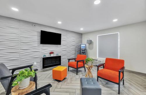 Morganton Hotel | Pet-Friendly Comfort at Super 8 by Wyndham Morganton