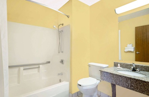 Muncie Hotel | Affordable Stay at Super 8 Muncie/Ball St. with Breakfast