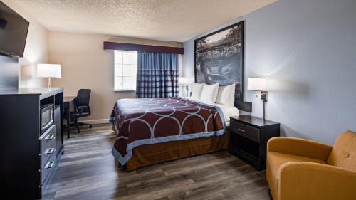 Neillsville Hotel | Top-Notch Stay at Super 8 by Wyndham Neillsville WI
