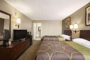 National Gardens Hotel | Pet-Friendly Super 8 by Wyndham Ormond Beach Awaits You