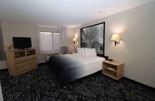 Perryville Hotel | Comfortable Stay at Super 8 Perryville with Pool & Breakfast