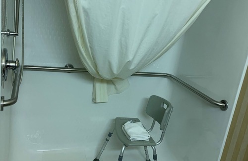 Perryville Hotel | Comfortable Stay at Super 8 Perryville with Pool & Breakfast