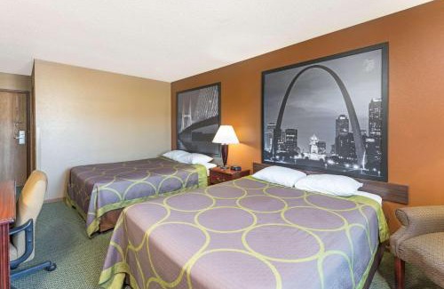 Poplar Bluff Hotel | Budget-Friendly Stay at Super 8 by Wyndham Poplar Bluff