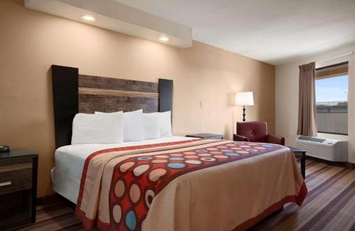 Rahway Hotel | Budget-Friendly Stay at Super 8 by Wyndham Rahway/Newark