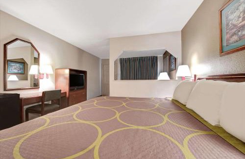 Richardson Hotel | Family-Friendly Stay at Super 8 by Wyndham Richardson