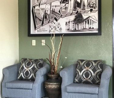 Roanoke Hotel | Budget-Friendly Stay at Super 8 by Wyndham Roanoke VA