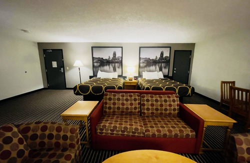 Shakopee Hotel | Budget-Friendly Stay at Super 8 by Wyndham Shakopee