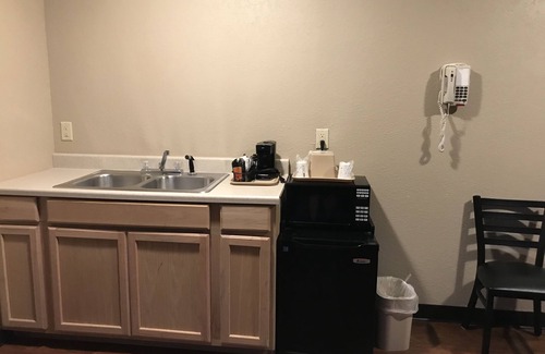 Sidney Hotel | Comfortable Stay at Super 8 by Wyndham Sidney NY