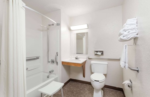 Sidney Hotel | Comfortable Stay at Super 8 by Wyndham Sidney NY