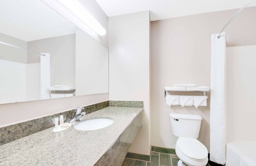 Sisseton Hotel | Eco-Friendly Comfort at Super 8 by Wyndham Sisseton