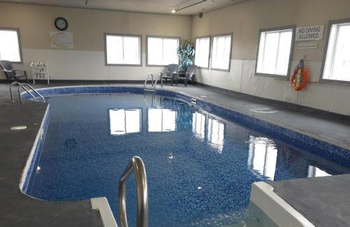 Swift Current Hotel | Budget-Friendly Stay at Super 8 by Wyndham Swift Current