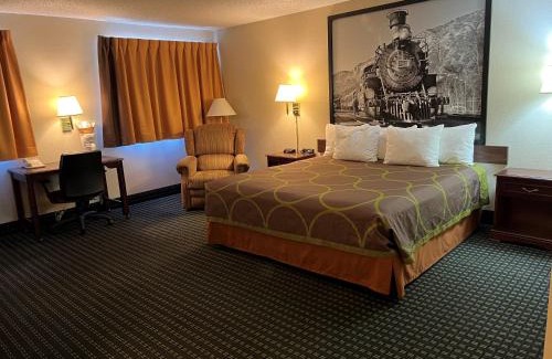 Trinidad Hotel | Super 8 by Wyndham Trinidad