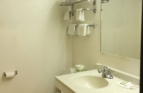 Wayne Hotel | Convenient Super 8 by Wyndham Wayne with Free Breakfast