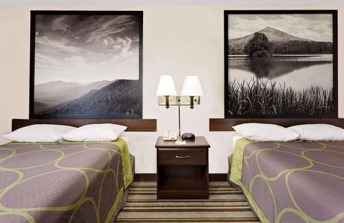 Waynesboro Hotel | Budget-Friendly Stay at Super 8 by Wyndham Waynesboro