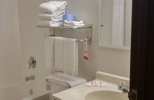 Waynesboro Hotel | Budget-Friendly Stay at Super 8 by Wyndham Waynesboro