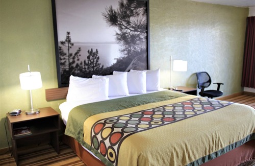 Wells Hotel | Affordable Comfort at Super 8 by Wyndham Wells