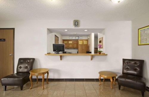 Williams Lake Hotel | Budget-Friendly Stay at Super 8 by Wyndham Williams Lake