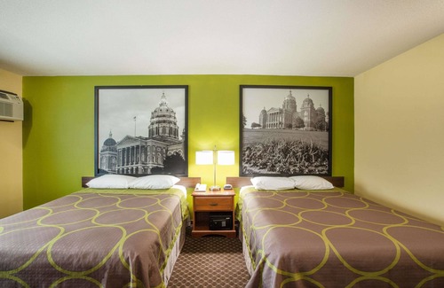Williams Hotel | Budget-Friendly Comfort at Super 8 by Wyndham Williams