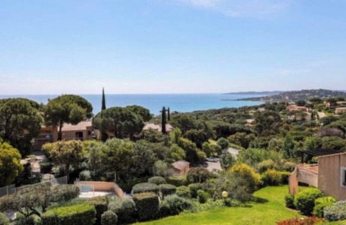 La Nartelle Apartment | Cozy Apartment with Large Terrace Near the Sea - 8.6/10