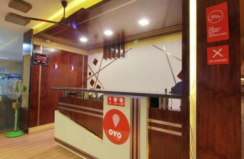 RS Puram Hotel | Budget-Friendly Hotel Rj Grand: Family Welcome Awaits