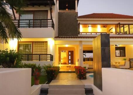 Santa Maria Huatulco Villa | Super Casa: Breathtaking Ocean Views in Huatulco
