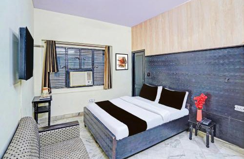 Mathura Hotel | Budget-Friendly Stay at Super Capital O Gaurav Boarding House