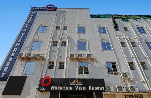 Ranchi Hotel | Serene Collection O Mountain View Resort with Hot Tub Access