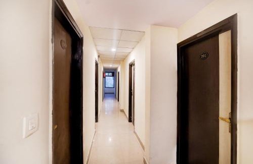 Sindhi Camp Hotel | Super Collection O Sindhi Camp Bus Stand Formerly Hotel Metro View
