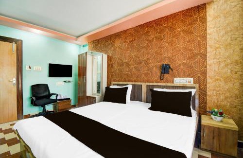 Rampur Hat Hotel | Super Collection O Tarapith Railway Junction Formerly Newtown Park
