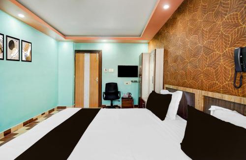 Rampur Hat Hotel | Super Collection O Tarapith Railway Junction Formerly Newtown Park